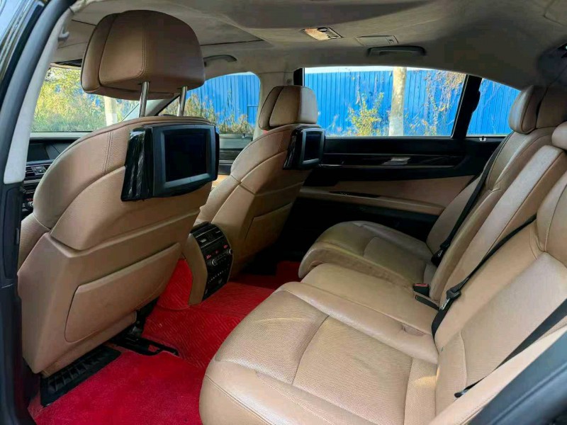 徐州12年宝马7系8