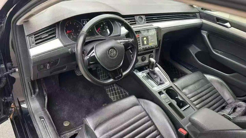 潍坊17年大众迈腾6