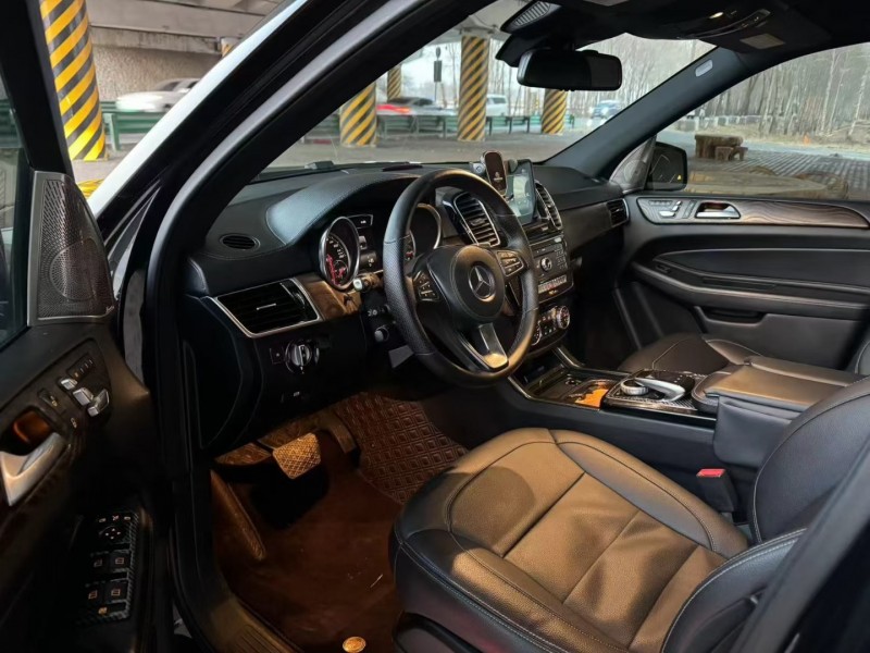 松原16年奔驰GLS5