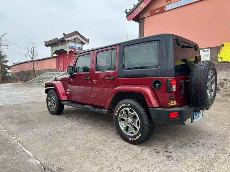 潍坊13年Jeep牧马人8