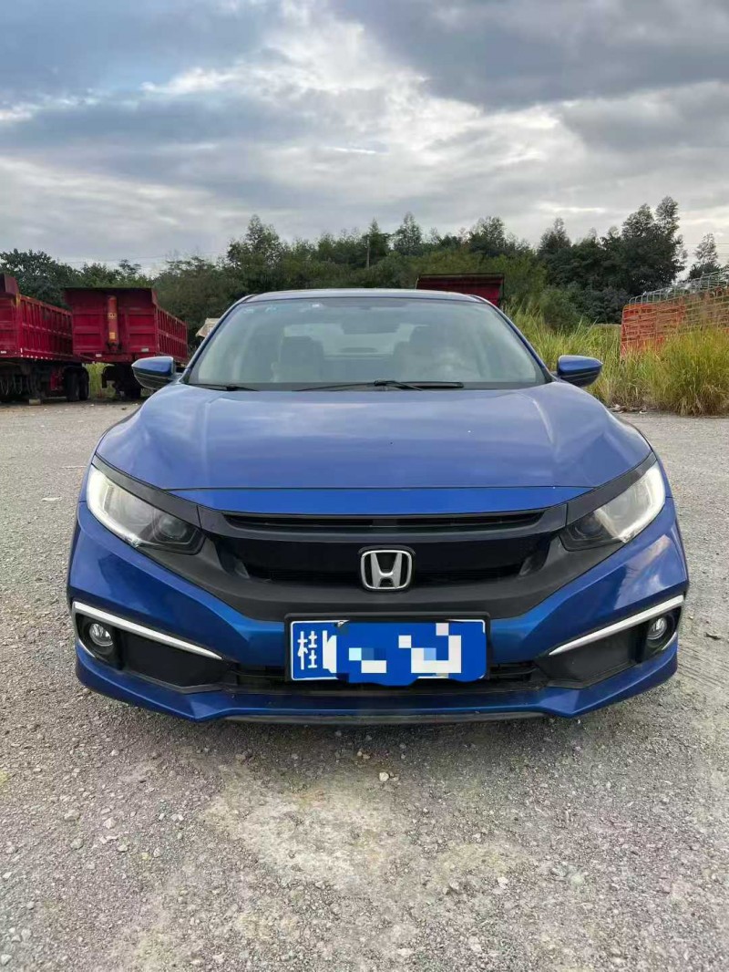 百色19年本田思域1