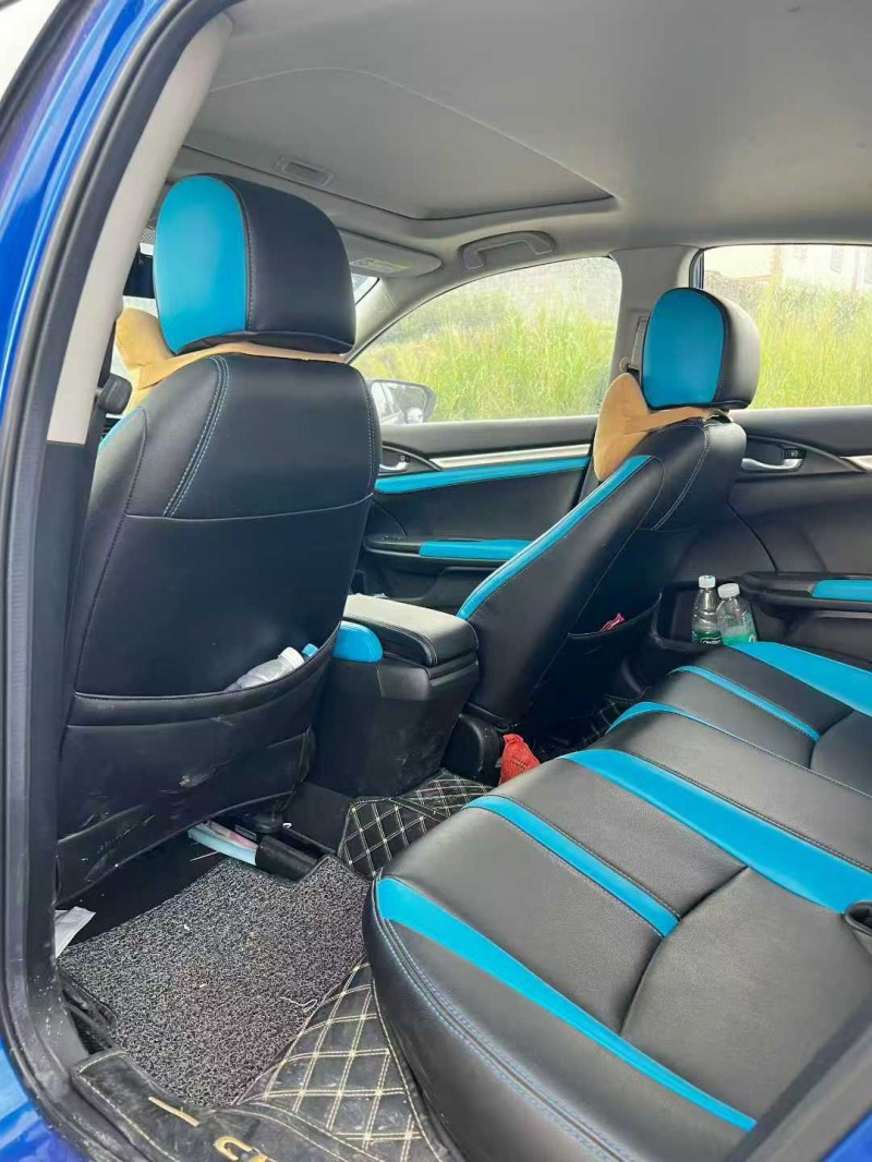 百色19年本田思域5