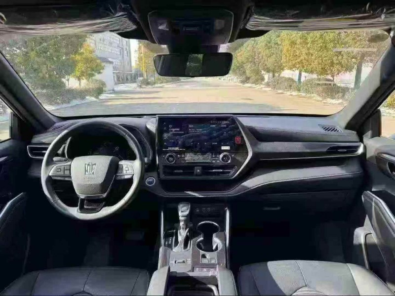 连云港23年丰田皇冠7