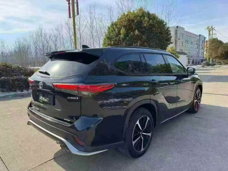 连云港23年丰田皇冠9