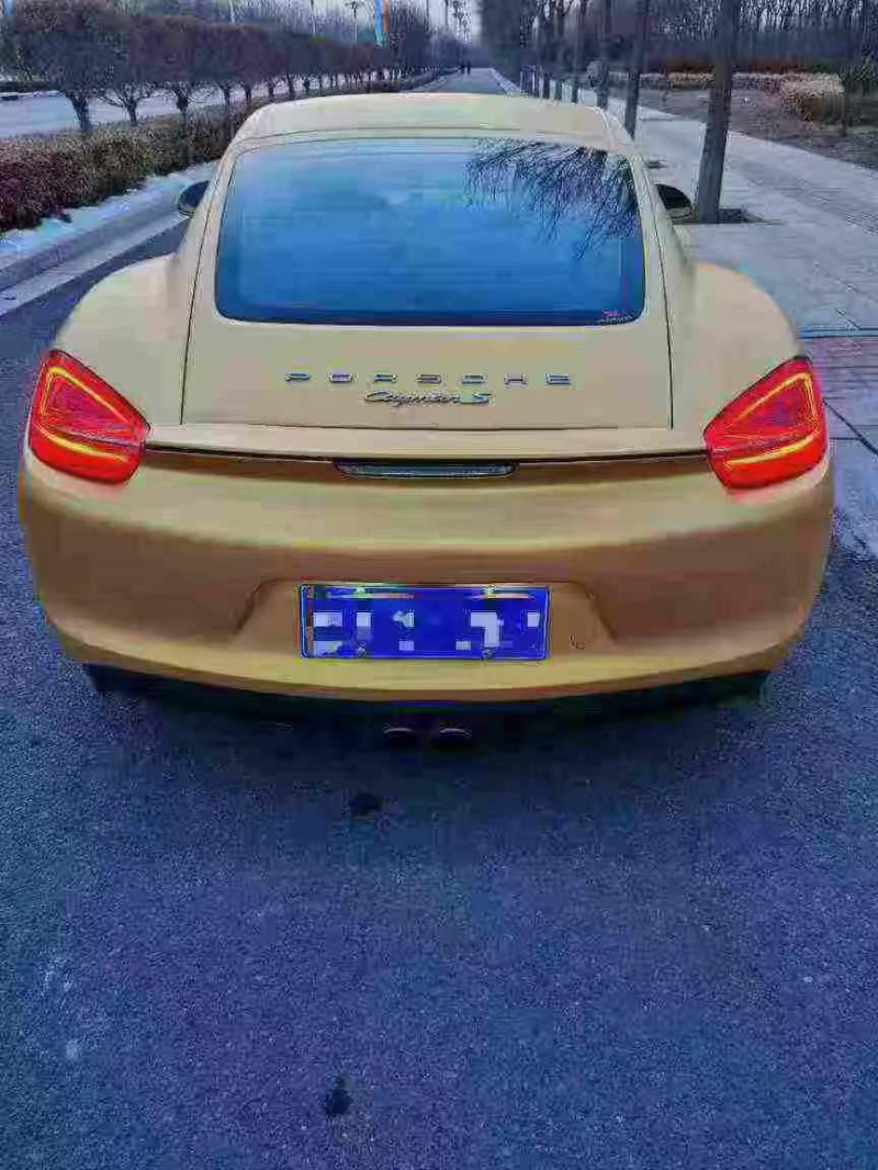 石家庄13年保时捷卡曼9