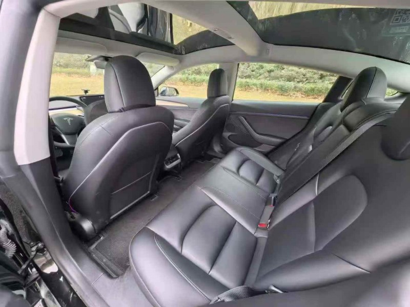 淮安23年特斯拉MODEL 35