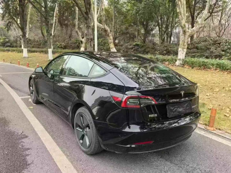 淮安23年特斯拉MODEL 37