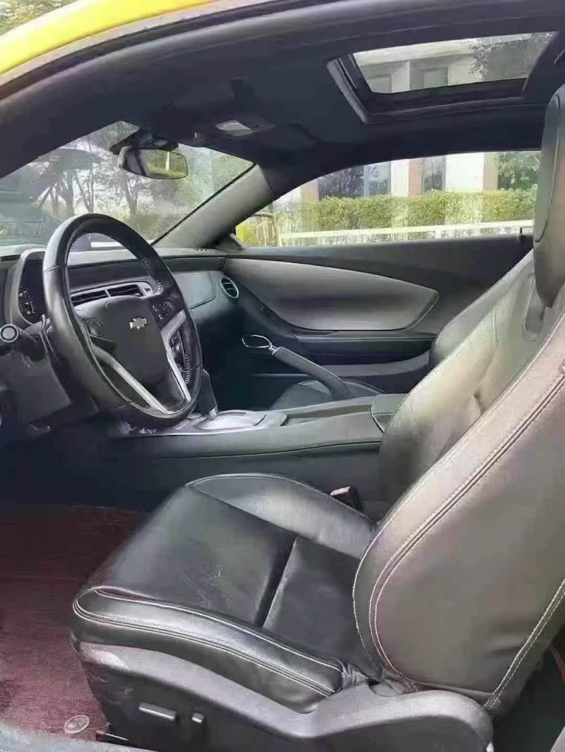 广州16年雪佛兰科迈罗4