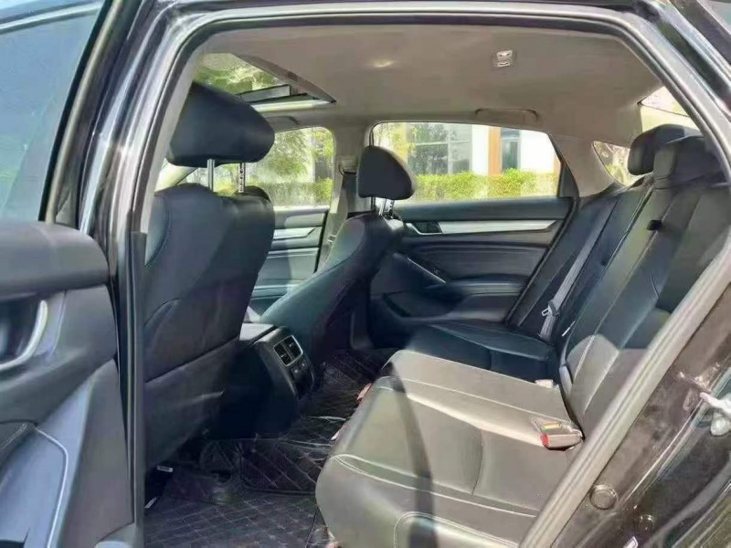 广州21年本田雅阁4