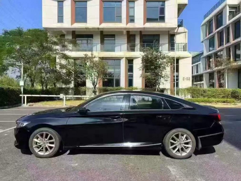 广州21年本田雅阁8