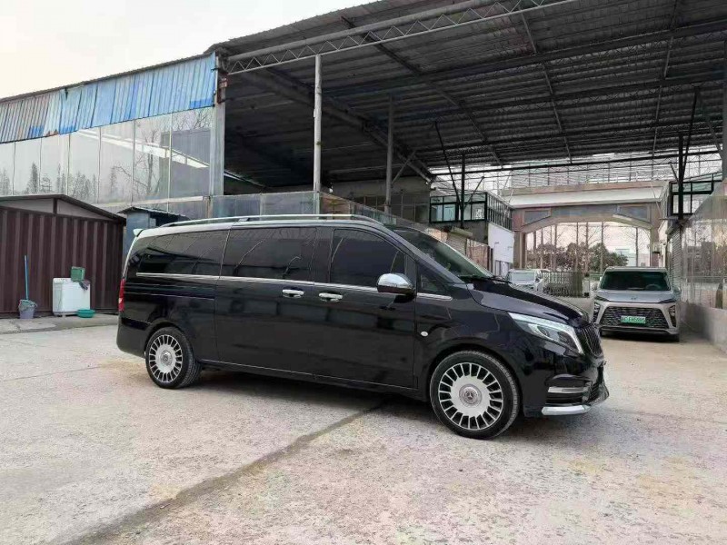 徐州19年奔驰威霆3