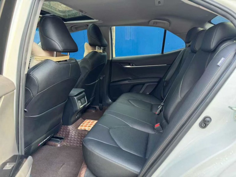 南宁23年丰田凯美瑞4