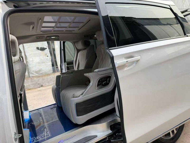 徐州22年别克GL88