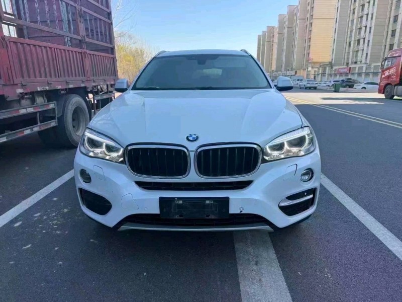 济南16年宝马X61