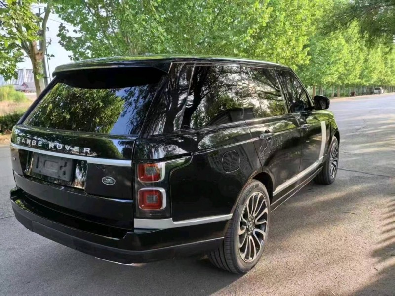 济南13年路虎揽胜行政8