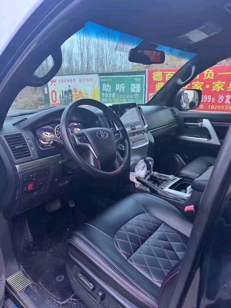 德州10年丰田兰德酷路泽9