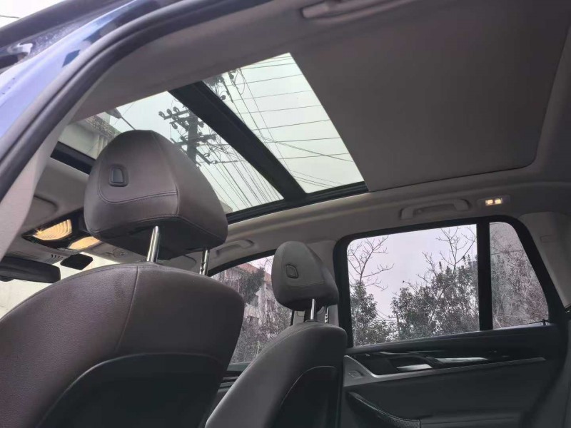 荆门18年宝马X36