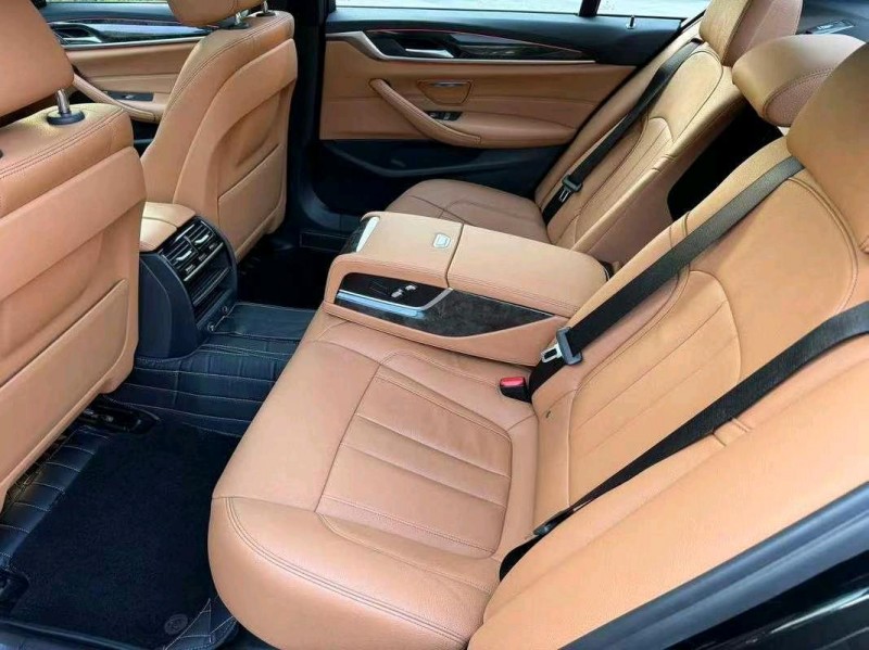 郑州18年宝马5系4