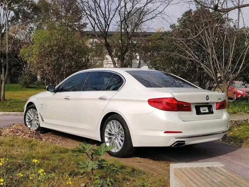 郑州19年宝马5系9