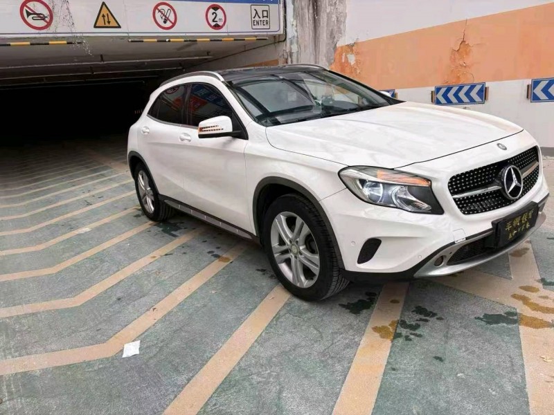 常州15年奔驰GLA3