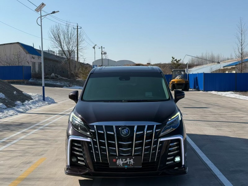 青岛17年别克GL81