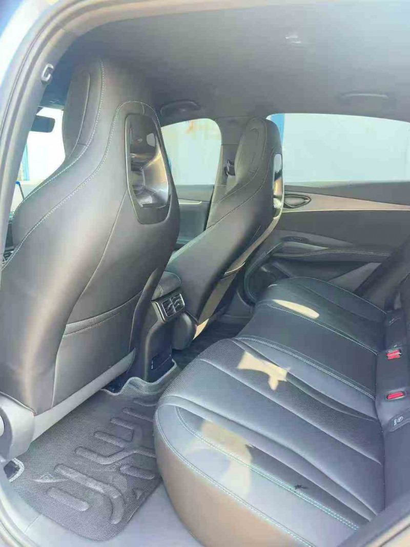 北海25年比亚迪海豹4