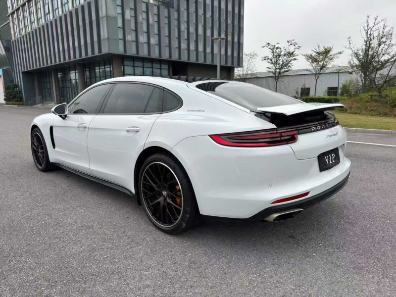 無錫18年保時捷帕拉梅拉9