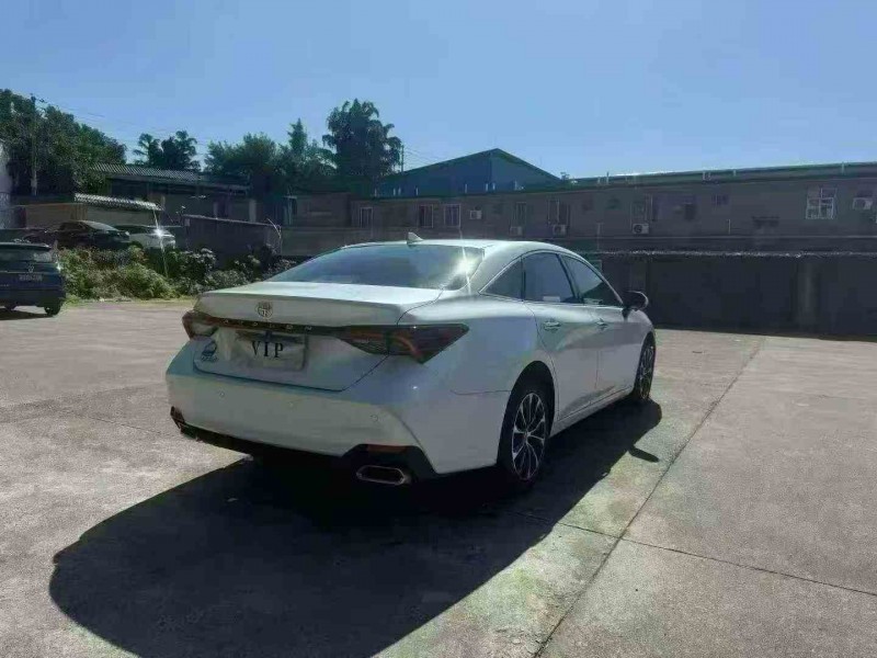 钦州23年丰田亚洲龙8