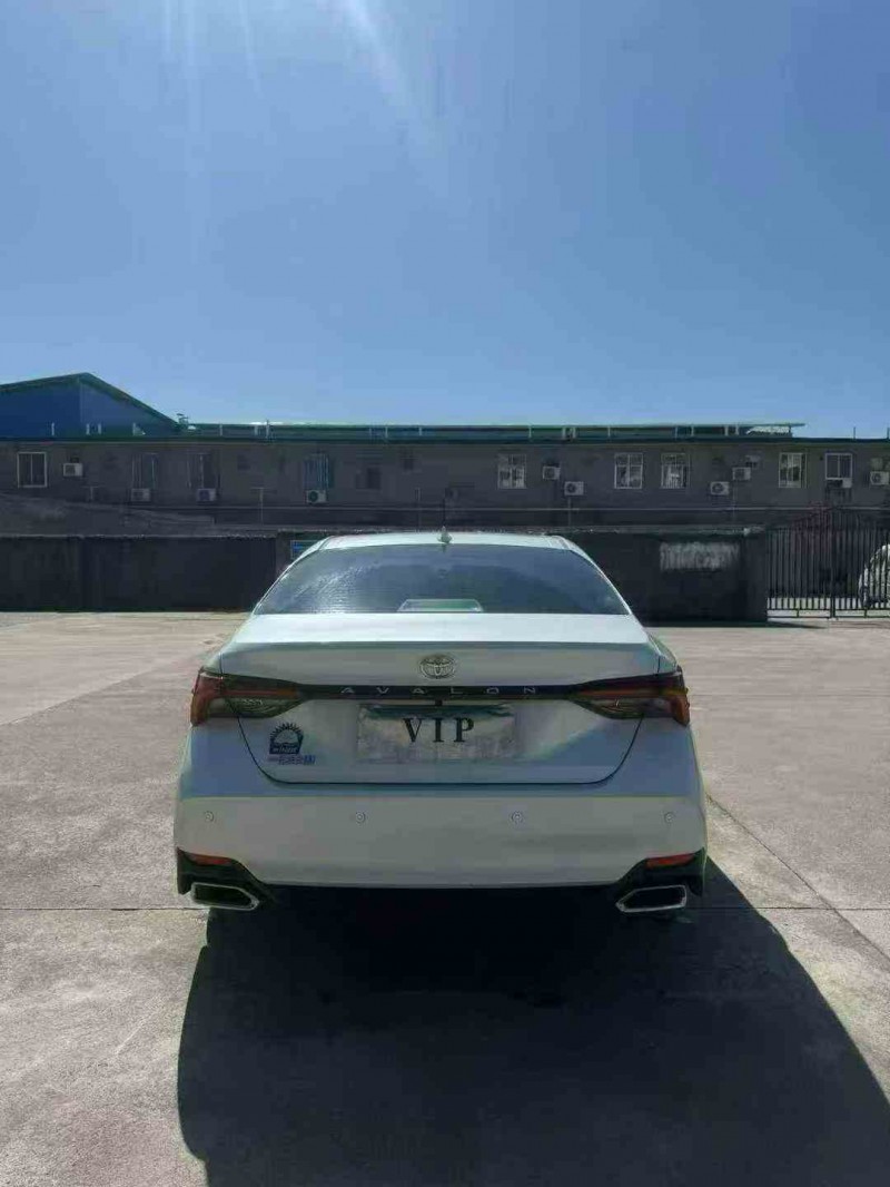 钦州23年丰田亚洲龙9