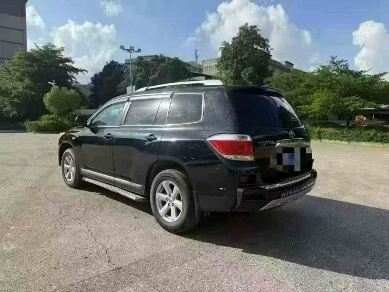 贵港13年丰田汉兰达7