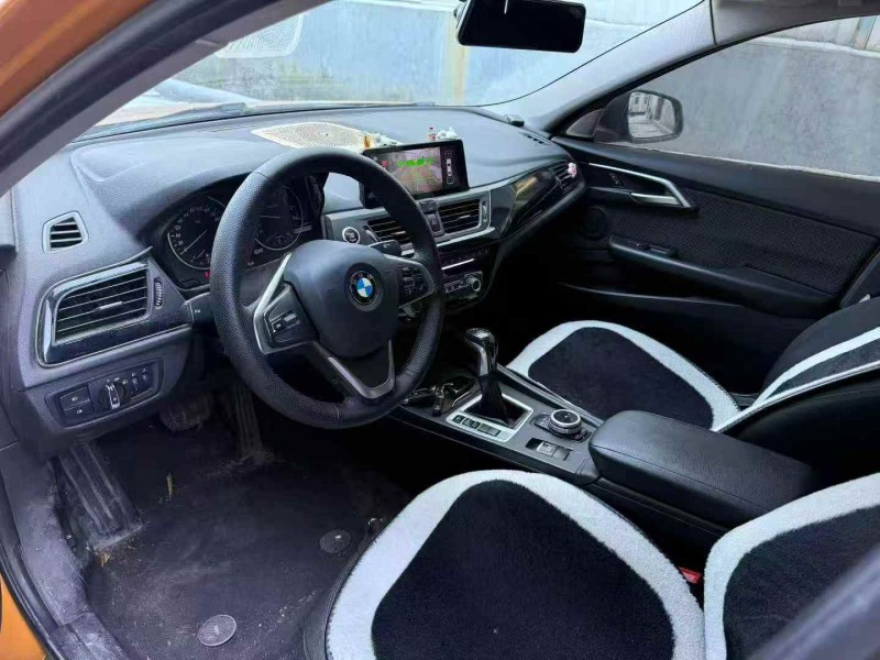 潍坊17年宝马1系5