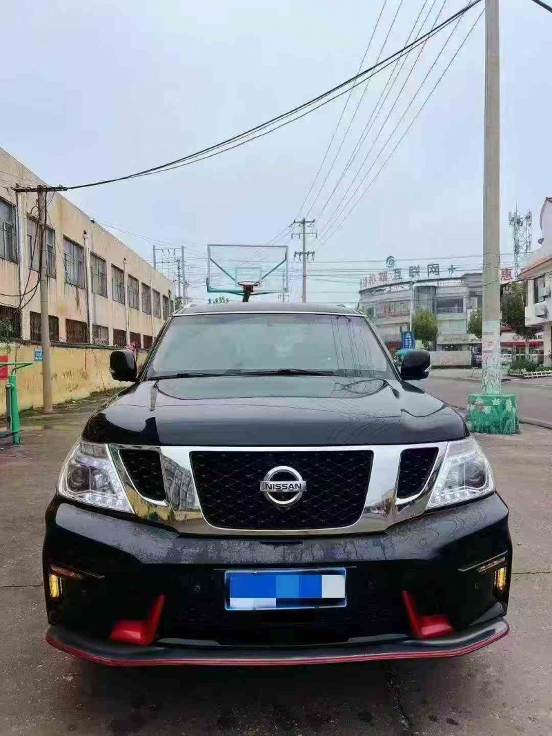 济宁17年日产途乐1