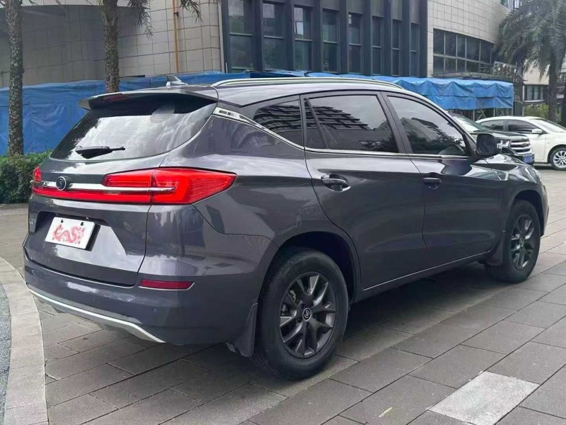 佛山20年比亚迪宋7