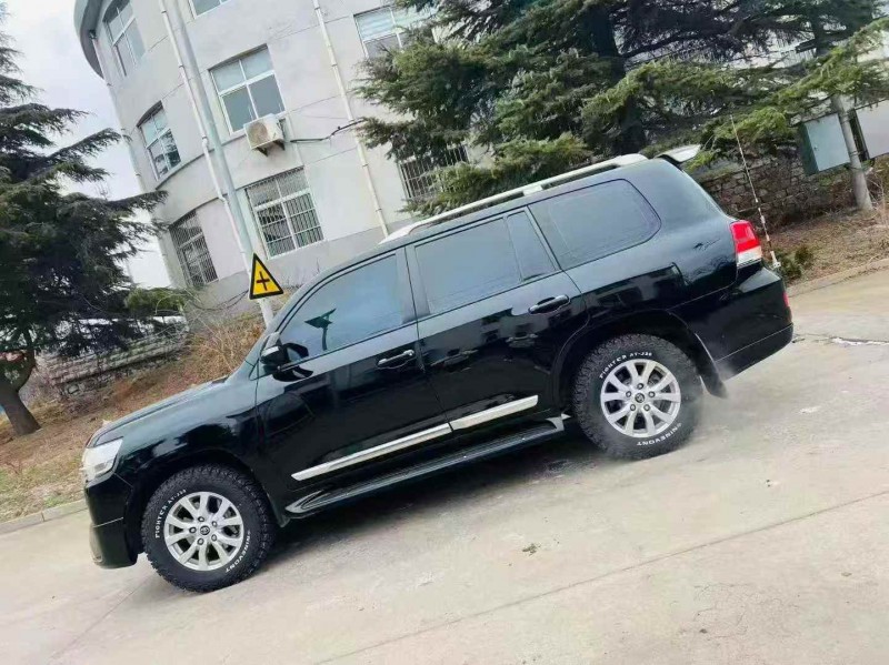 烟台19年丰田兰德酷路泽3