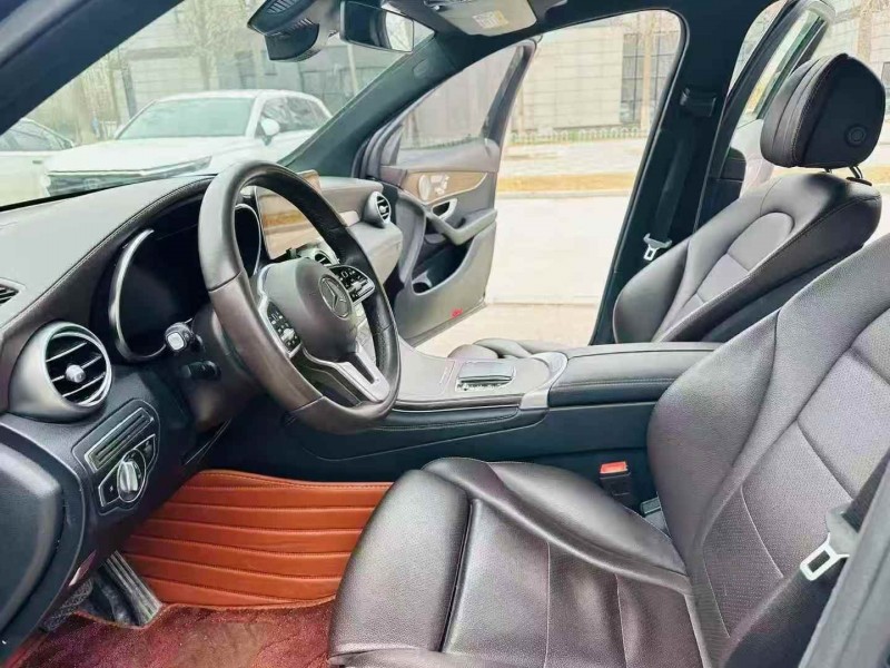 济宁21年奔驰GLC5