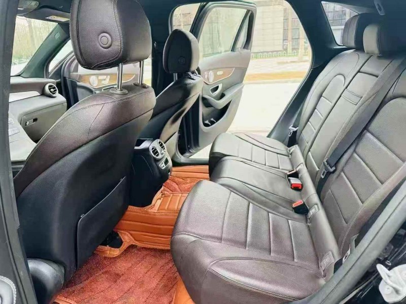 济宁21年奔驰GLC6