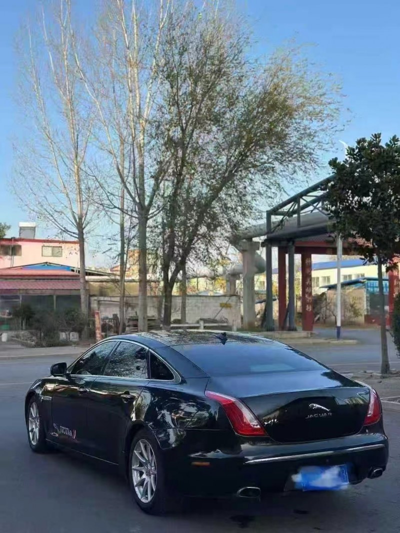济宁14年捷豹XJL5