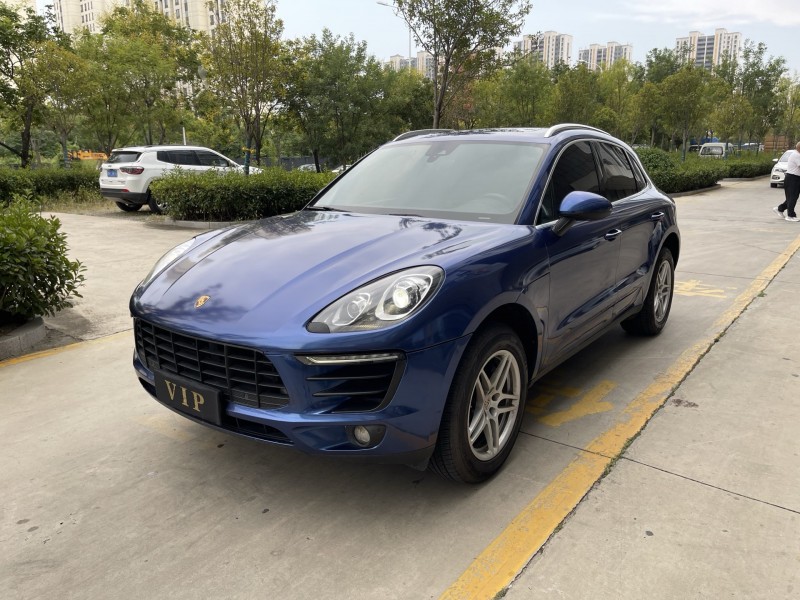 济宁17年保时捷Macan2