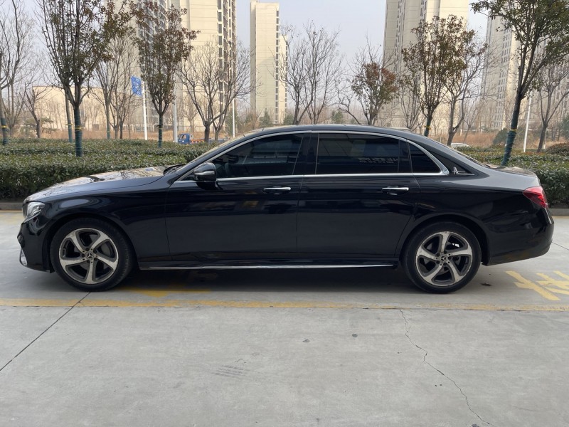 济宁18年奔驰E7
