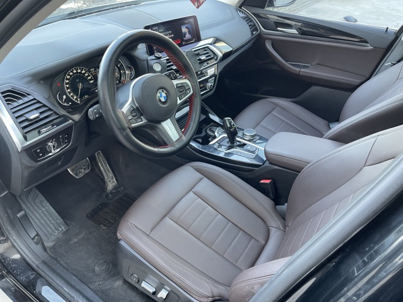 济宁18年宝马X36