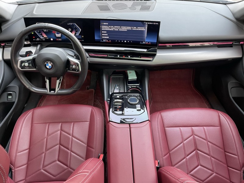 济宁24年宝马5系4