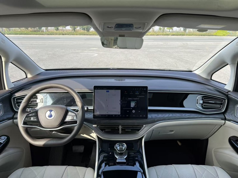 徐州25年腾势D94