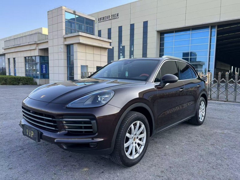 无锡18年保时捷卡宴3