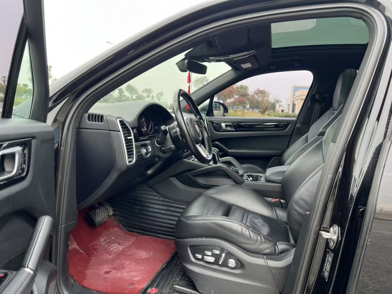 常州18年保时捷卡宴4