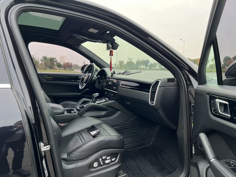 常州18年保时捷卡宴6