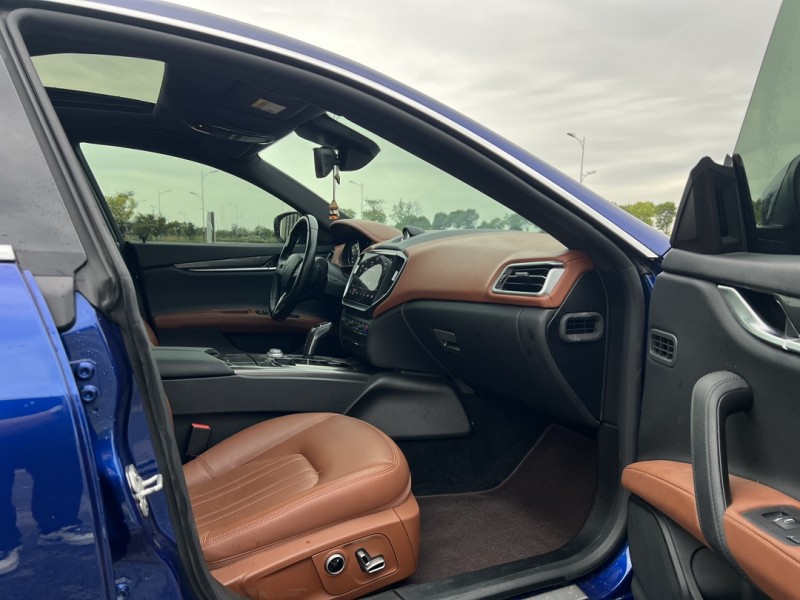 南通21年玛莎拉蒂Ghibli7