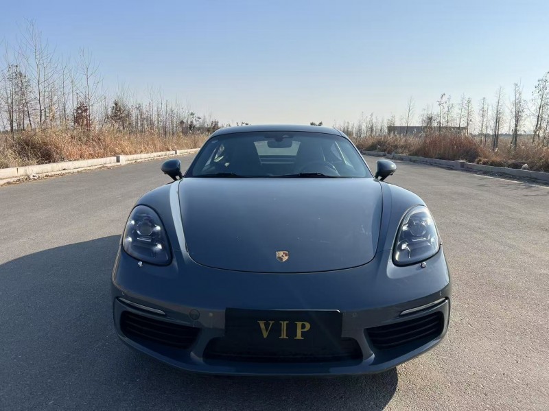 无锡17年保时捷卡曼1