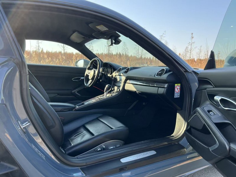 无锡17年保时捷卡曼4