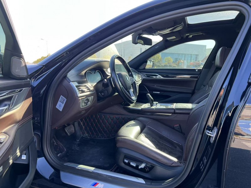 苏州18年宝马7系4