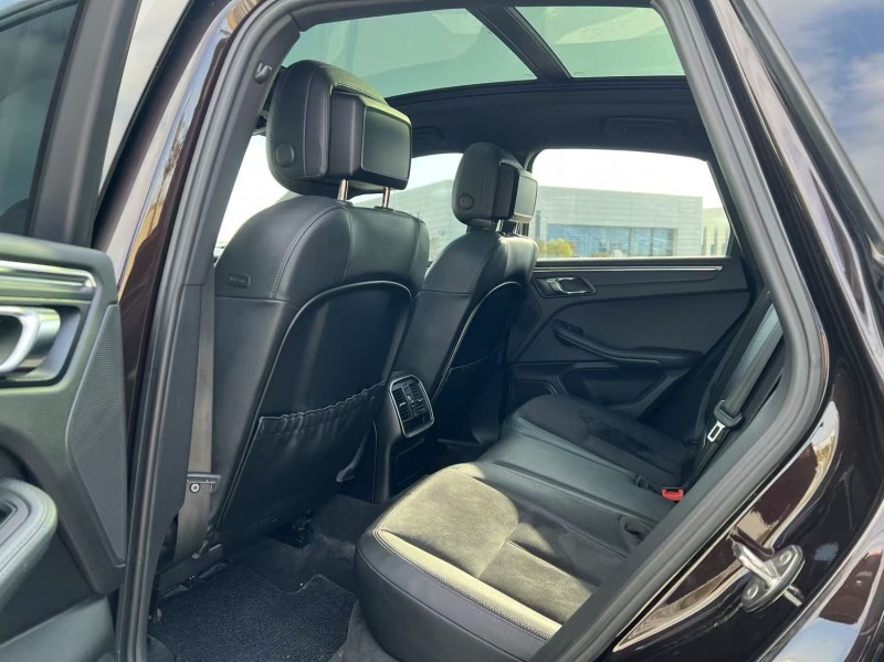 南通16年保时捷Macan5